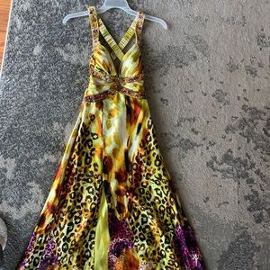 Bee Darlin size 5/6 dress. Fits small